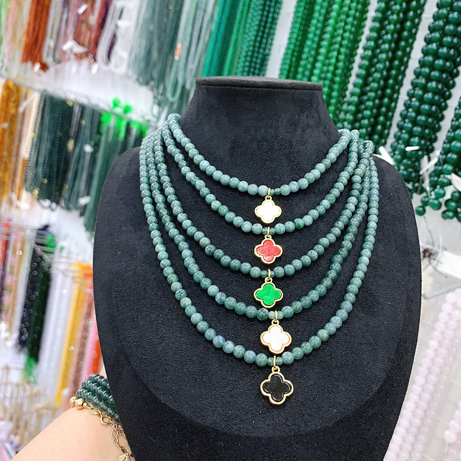 :  🍀 VÒNG CỔ LAM NGỌC TỰ NHIÊN MIX CHARM CỎ 4 LÁ MAY MẮN 🍀